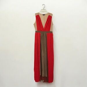 Elegant Red and Brown Sleeveless Dress